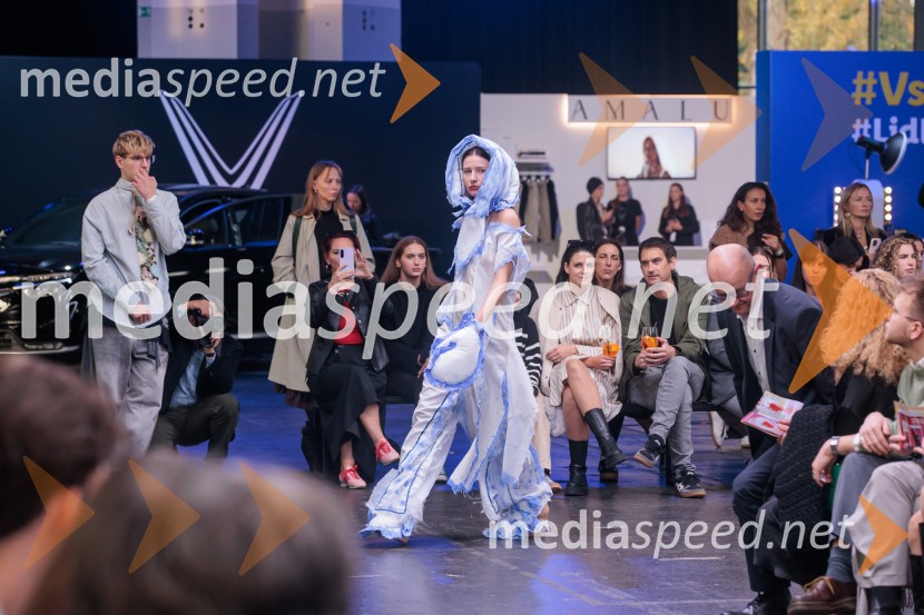Ljubljanski teden mode 2025 zaključil s poklonom mladim talentom in modnim presežkom