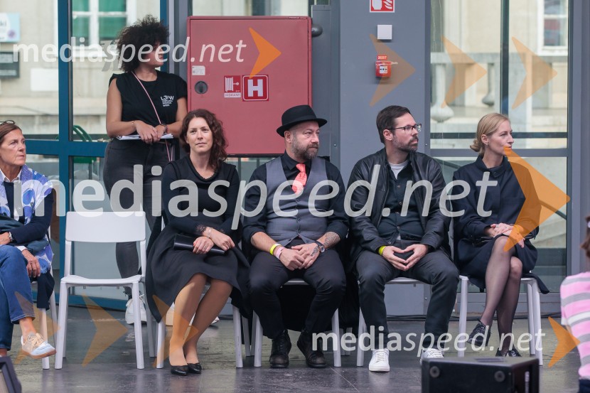 Ljubljanski teden mode 2025 zaključil s poklonom mladim talentom in modnim presežkom