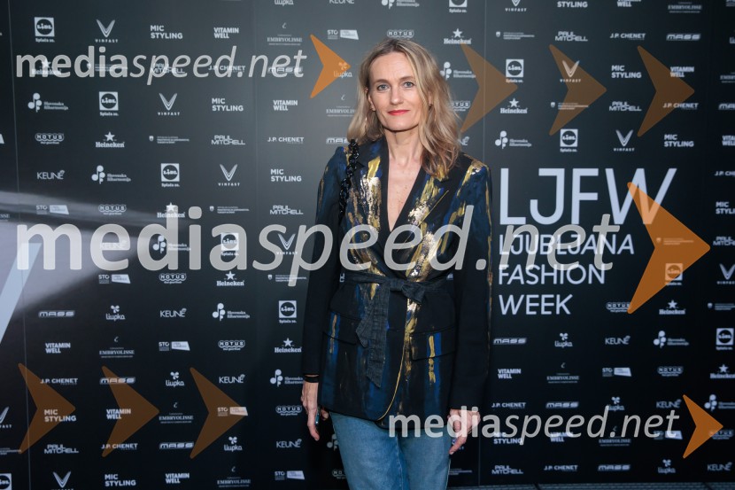 Ljubljanski teden mode 2025 zaključil s poklonom mladim talentom in modnim presežkom