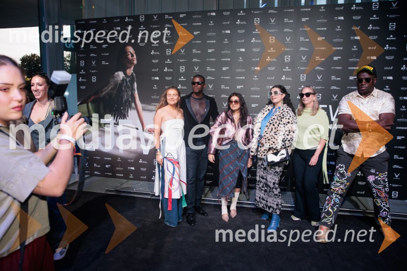 Ljubljanski teden mode 2025 zaključil s poklonom mladim talentom in modnim presežkom