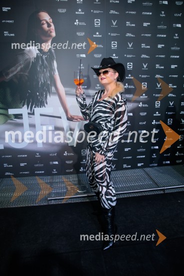 Ljubljanski teden mode 2025 zaključil s poklonom mladim talentom in modnim presežkom