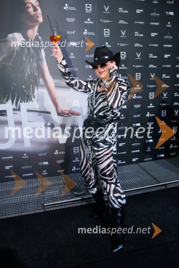 Ljubljanski teden mode 2025 zaključil s poklonom mladim talentom in modnim presežkom