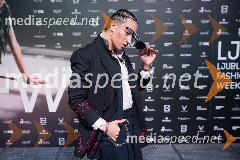 Ljubljanski teden mode 2025 zaključil s poklonom mladim talentom in modnim presežkom