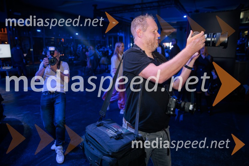 Ljubljanski teden mode 2025 zaključil s poklonom mladim talentom in modnim presežkom