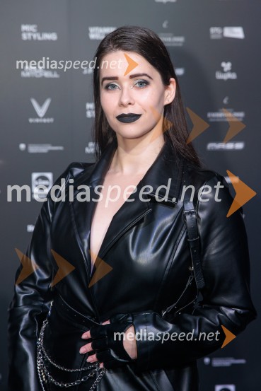 Ljubljanski teden mode 2025 zaključil s poklonom mladim talentom in modnim presežkom