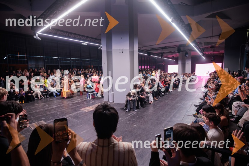 Ljubljanski teden mode 2025 zaključil s poklonom mladim talentom in modnim presežkom