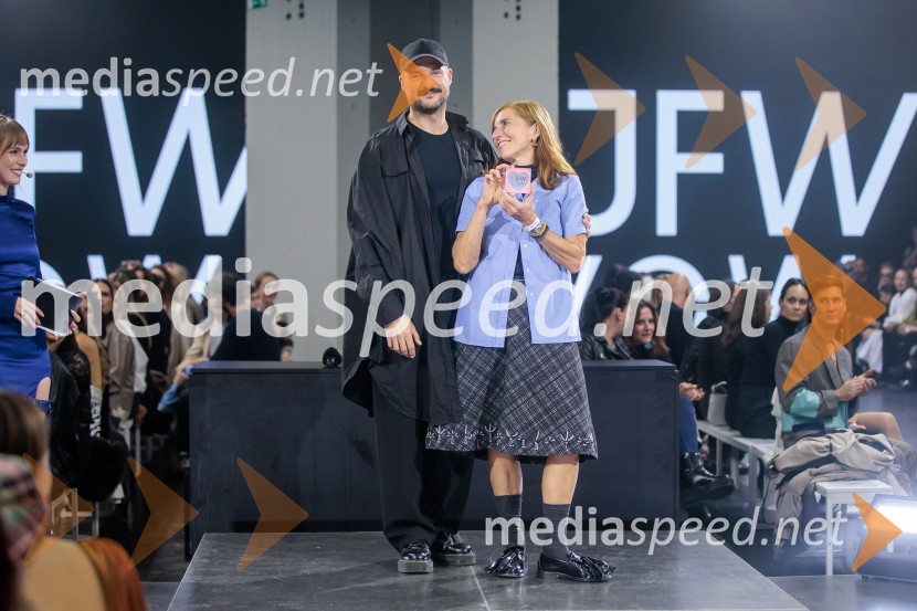 Ljubljanski teden mode 2025 zaključil s poklonom mladim talentom in modnim presežkom