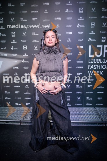 Ljubljanski teden mode 2025 zaključil s poklonom mladim talentom in modnim presežkom