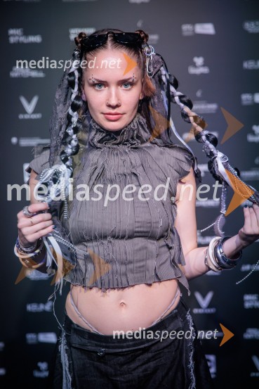 Ljubljanski teden mode 2025 zaključil s poklonom mladim talentom in modnim presežkom