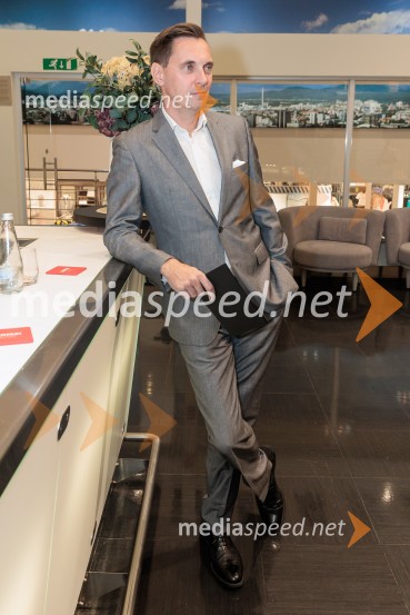 Začel se je mesec italijanske mode v Emporiumu