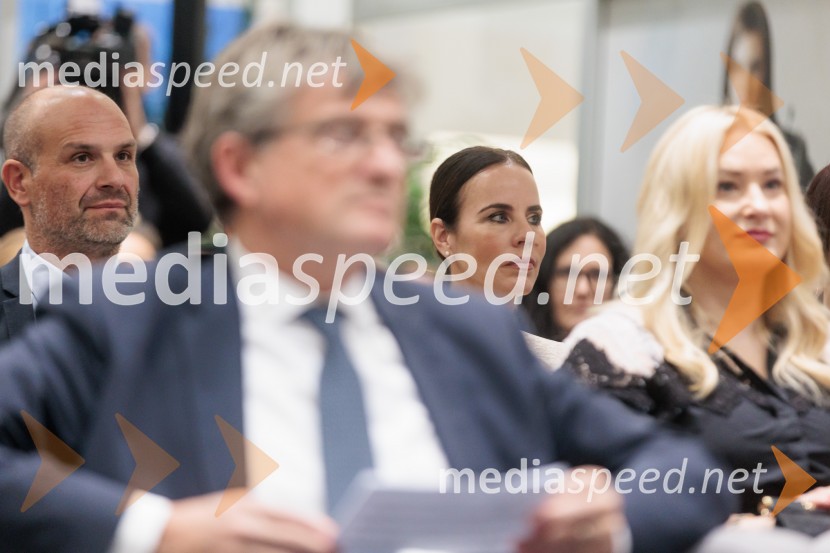 Začel se je mesec italijanske mode v Emporiumu