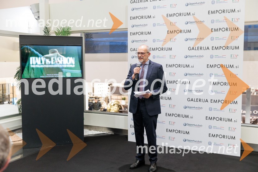 Začel se je mesec italijanske mode v Emporiumu