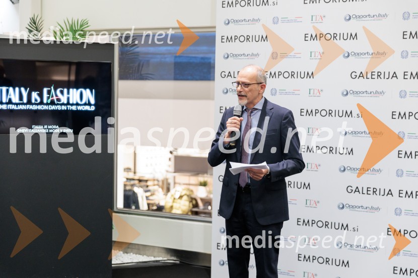 Začel se je mesec italijanske mode v Emporiumu