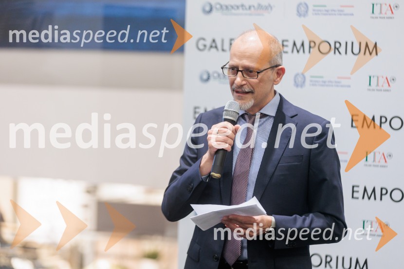 Začel se je mesec italijanske mode v Emporiumu