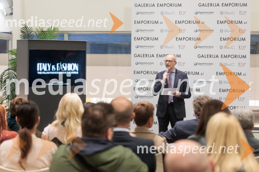 Začel se je mesec italijanske mode v Emporiumu