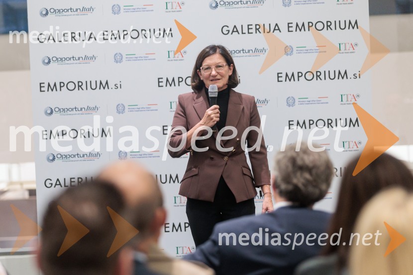 Začel se je mesec italijanske mode v Emporiumu