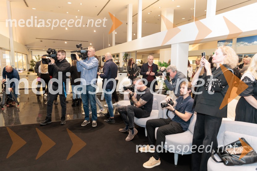 Začel se je mesec italijanske mode v Emporiumu