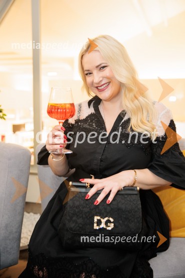 Začel se je mesec italijanske mode v Emporiumu