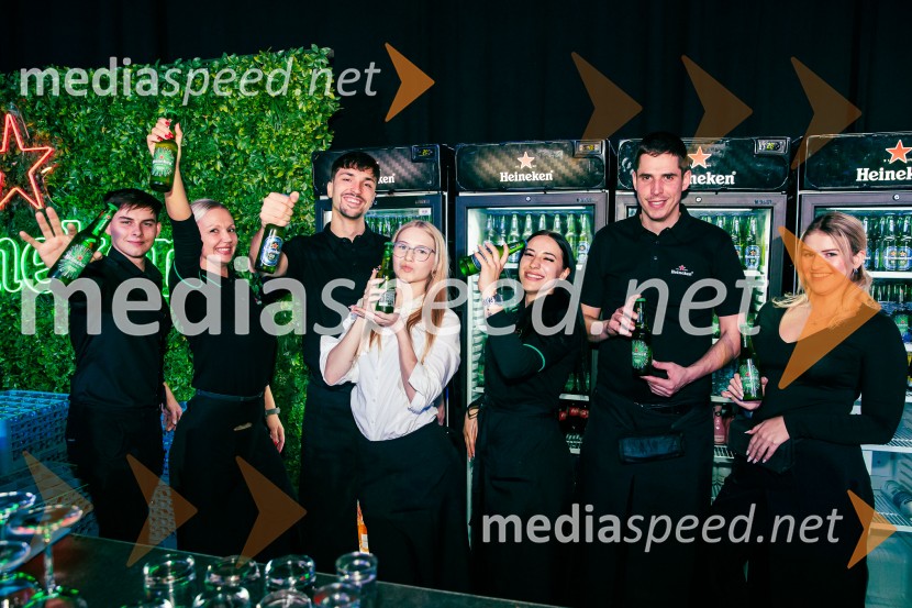 Fashion Week v drugi dan združil vizijo, energijo in vrhunsko oblikovanje