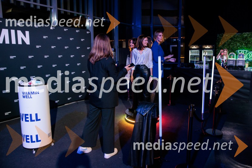 Fashion Week v drugi dan združil vizijo, energijo in vrhunsko oblikovanje