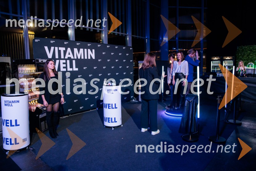 Fashion Week v drugi dan združil vizijo, energijo in vrhunsko oblikovanje