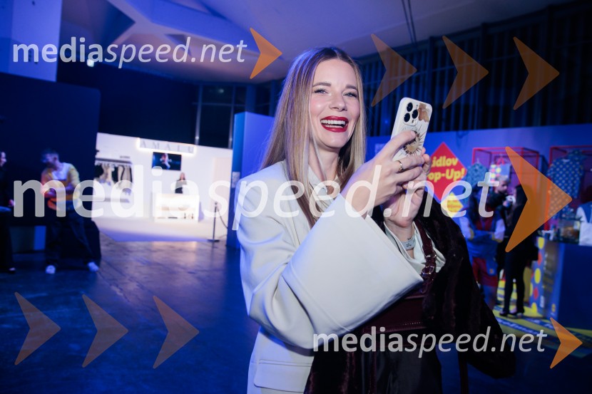 Fashion Week v drugi dan združil vizijo, energijo in vrhunsko oblikovanje