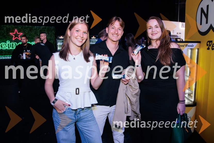 Fashion Week v drugi dan združil vizijo, energijo in vrhunsko oblikovanje