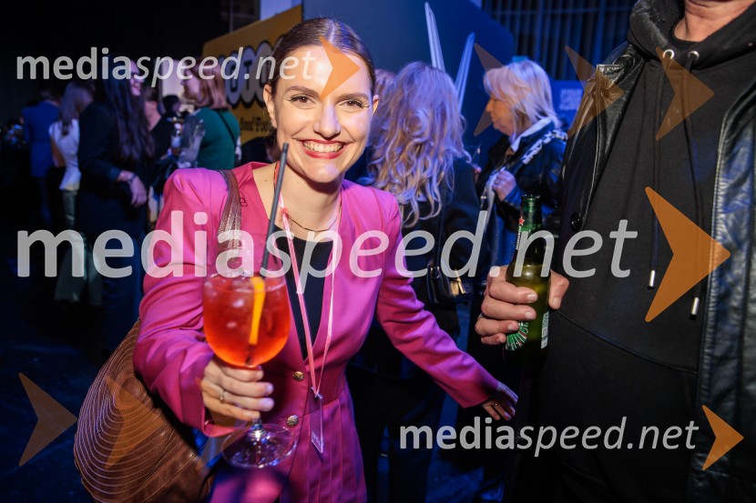 Fashion Week v drugi dan združil vizijo, energijo in vrhunsko oblikovanje