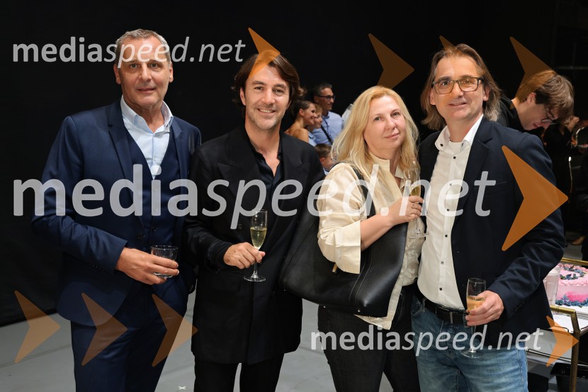  Danilo Rošker, direktor SNG Maribor;  Edward Clug, umetniški direktor, Balet SNG Maribor;  Nay Tawile, izvršna direktorica, Trimo;  Aleksandar  Popovski, režiser, umetniški direktor Drame SNG MariborRadio and Juliet, jubilejna predstava ob 20. obletnici premiere