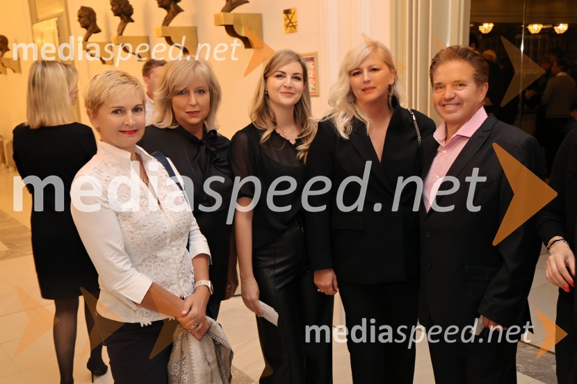  ... ;  ... ;  ... ;  Pia Clug, baletna plesalka;  ... Radio and Juliet, jubilejna predstava ob 20. obletnici premiere