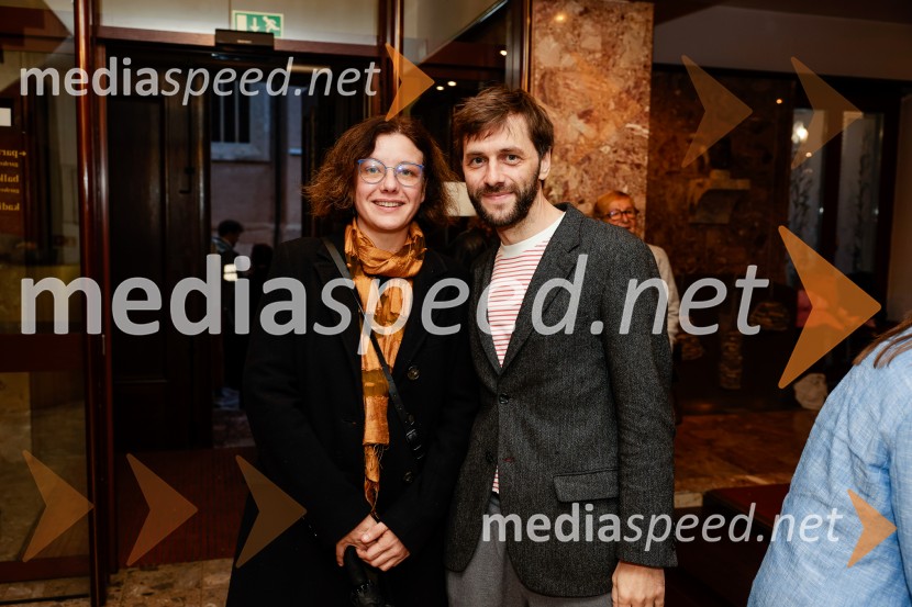  ... ;  Rok Bozovičar, direktor, Prešernovo gledališče Kranj Pu, otroška premiera v Prešernovem gledališču Kranj