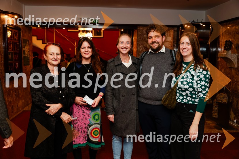  Eva Belčič, vodja marketinga in odnosov z javnostmi, Prešernovo gledališče Kranj;  ... ;  Ana Janc, kostumografinja;  Lara Ekar Grlj, koreografinja;  Luka Marcen, režiserPu, otroška premiera v Prešernovem gledališču Kranj