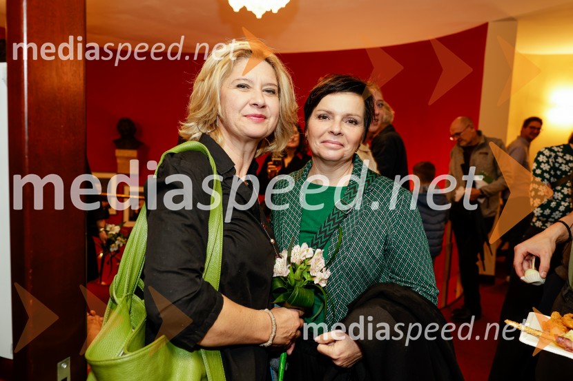  Vesna Pernarčič, igralka;  Vesna  Slapar, igralkaPu, otroška premiera v Prešernovem gledališču Kranj