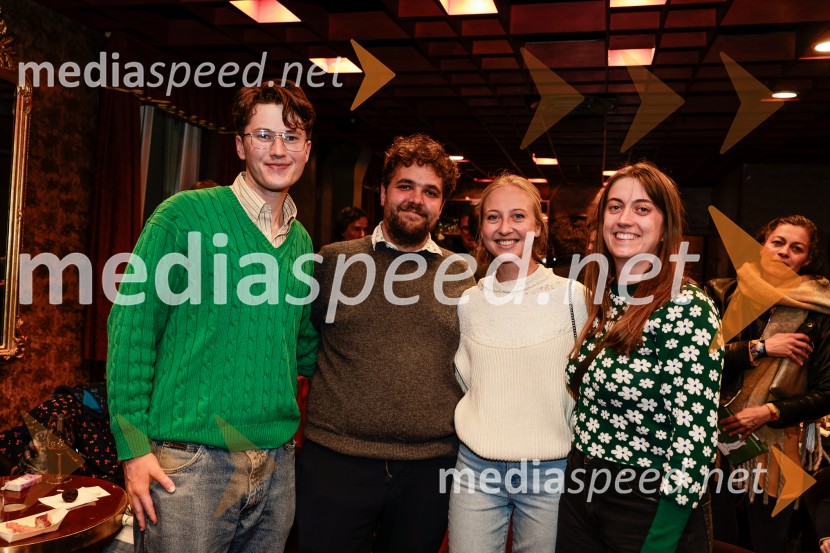  Peter Alojz Marn;  Luka Marcen, režiser;  Lara Ekar Grlj, koreografinja;  Ana Janc, kostumografinja;  Marko Bratuš, umetniški vodja Slovenskega mladinskega gledališčaPu, otroška premiera v Prešernovem gledališču Kranj