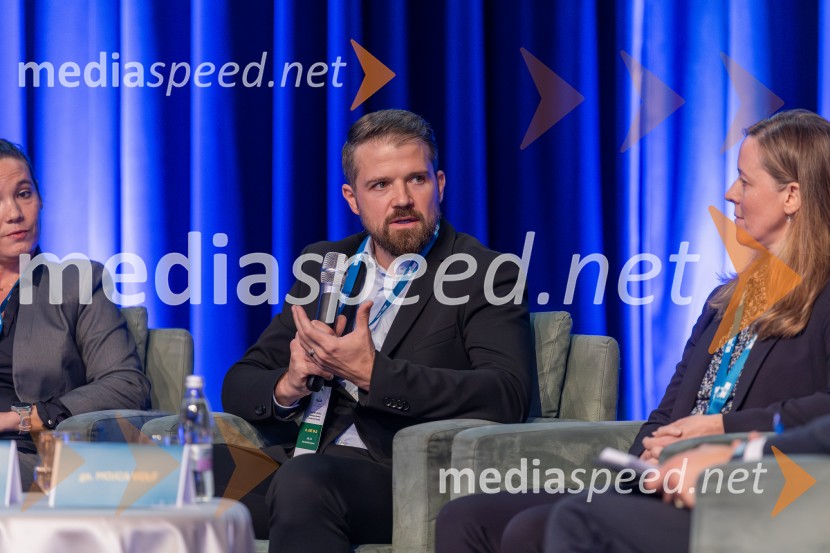 Povežimo se v znanju, Univerza v Mariboru