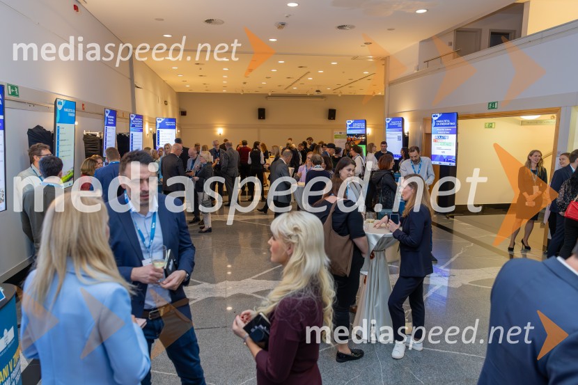 Povežimo se v znanju, Univerza v Mariboru