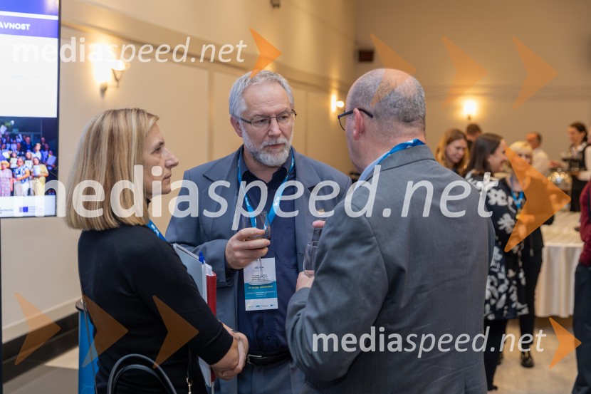 Povežimo se v znanju, Univerza v Mariboru