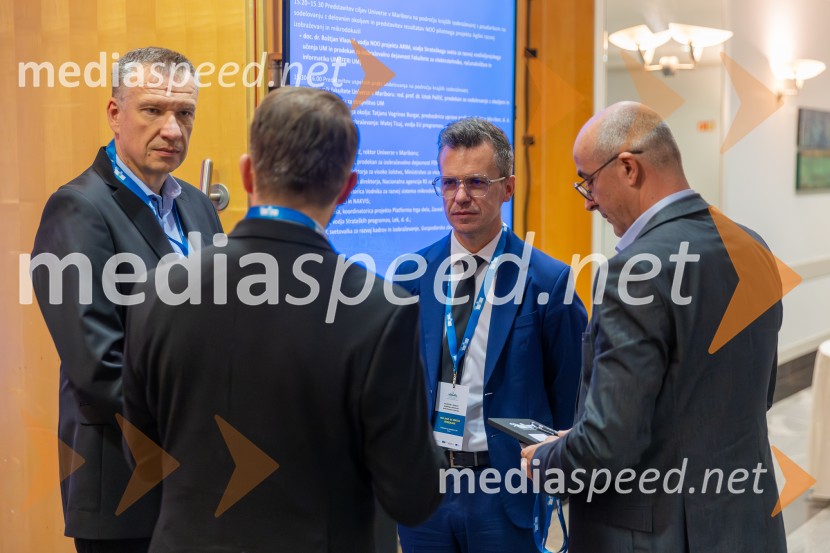 Povežimo se v znanju, Univerza v Mariboru