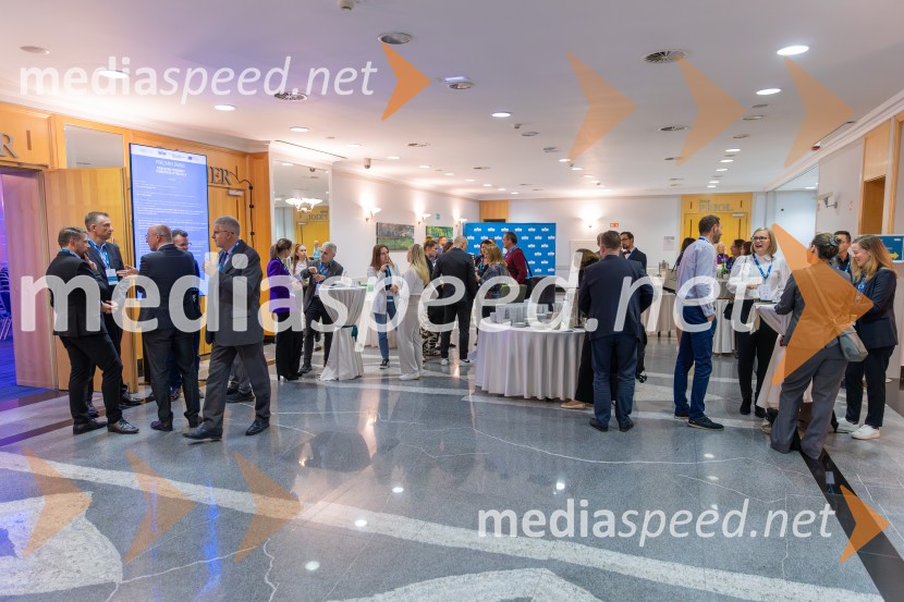 Povežimo se v znanju, Univerza v Mariboru