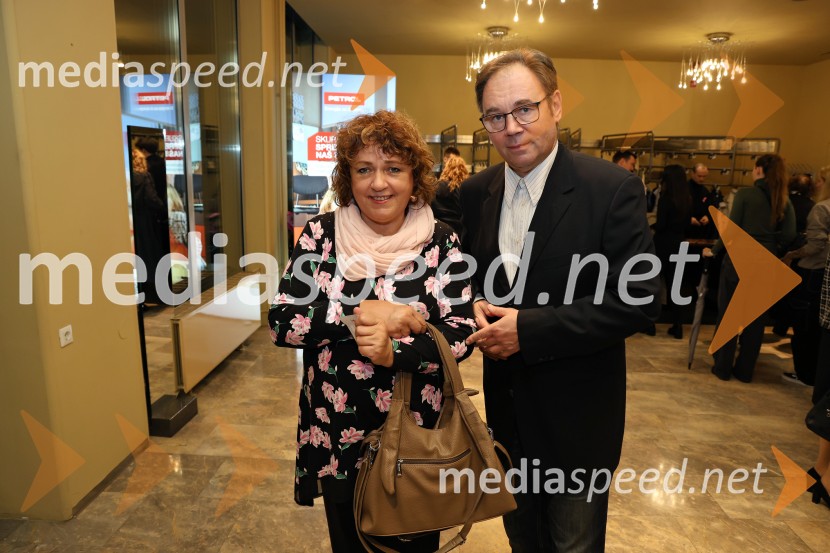 Pokojnik, premiera komedije v MGL Ljubljana