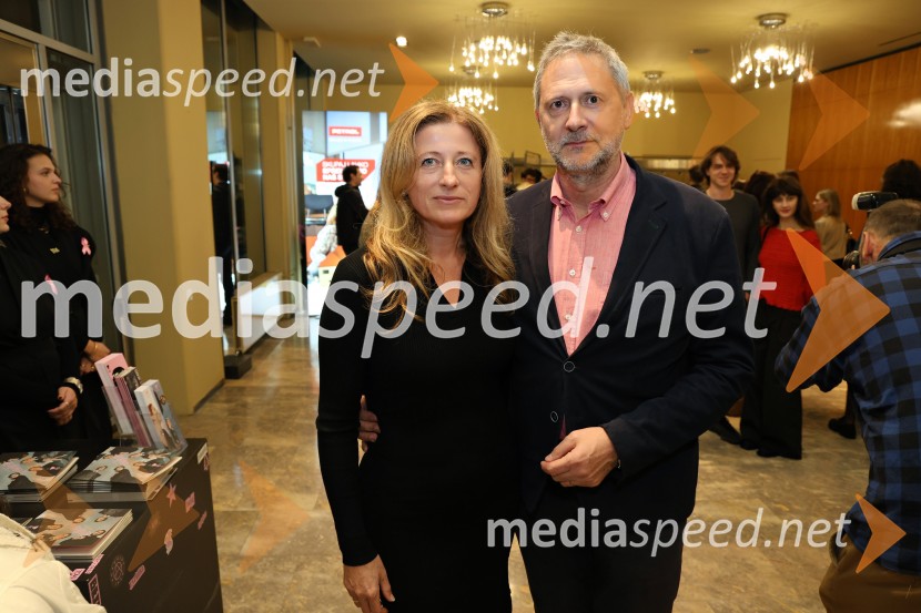 Pokojnik, premiera komedije v MGL Ljubljana