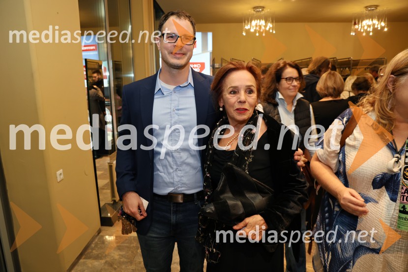 Pokojnik, premiera komedije v MGL Ljubljana