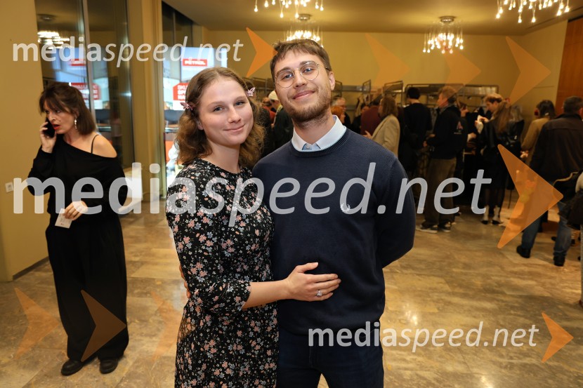 Pokojnik, premiera komedije v MGL Ljubljana