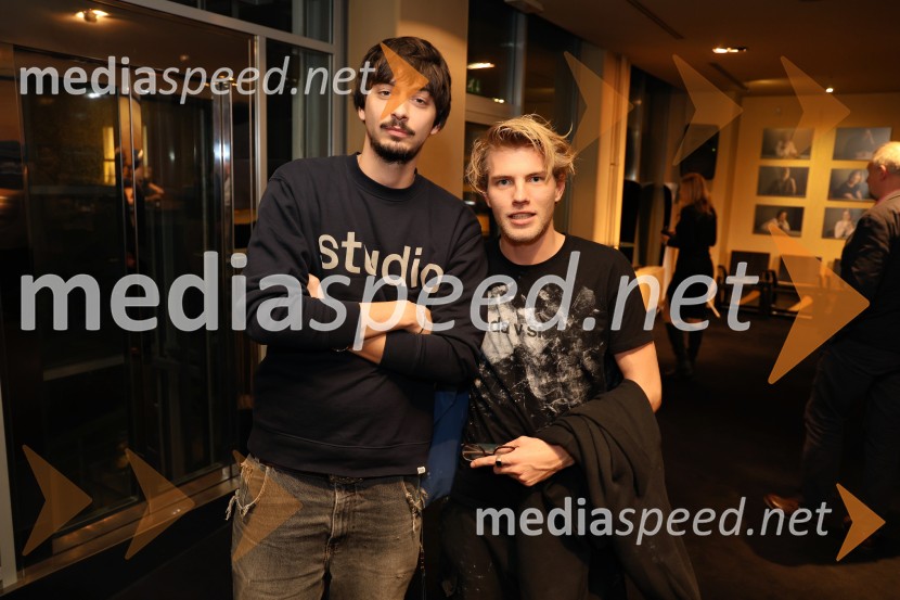  Val Fürst, PTČ;  ... Pokojnik, premiera komedije v MGL Ljubljana