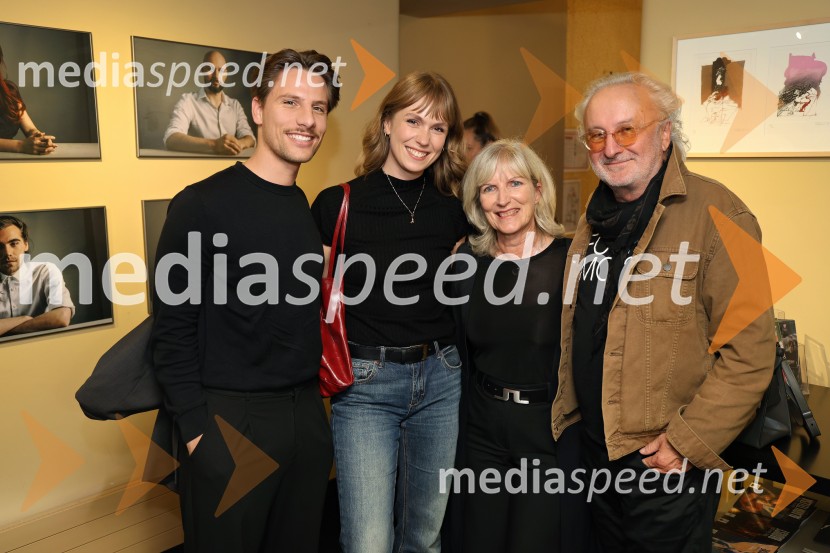  Marko Subotic;  Melani Mekicar, radijska in televizijska voditeljica;  ... ;  Dražen ŠtaderPokojnik, premiera komedije v MGL Ljubljana