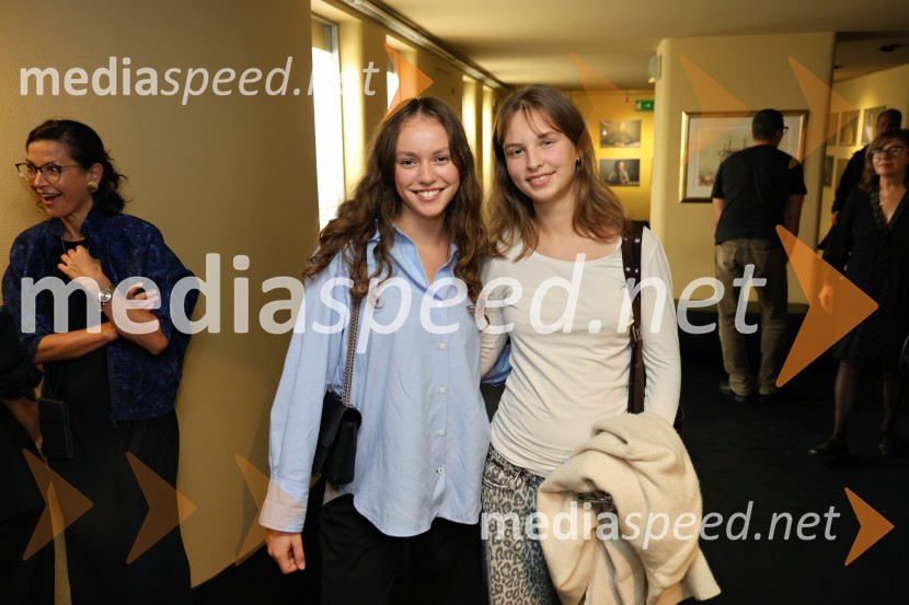  Uma Štader, igralka;  ... Pokojnik, premiera komedije v MGL Ljubljana