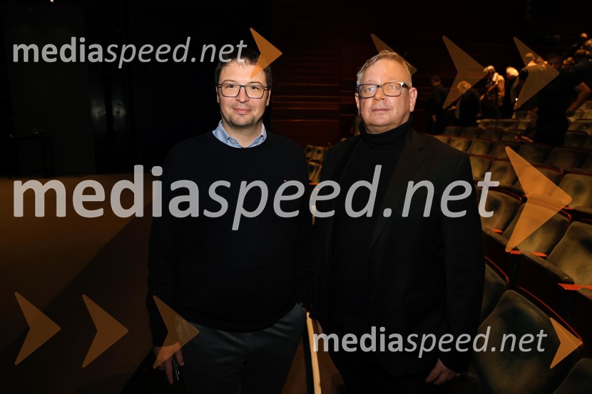  Darjan Domadenik, oblikovalec svetlobe;  Robert Waltl, direktor, Mini teaterPokojnik, premiera komedije v MGL Ljubljana