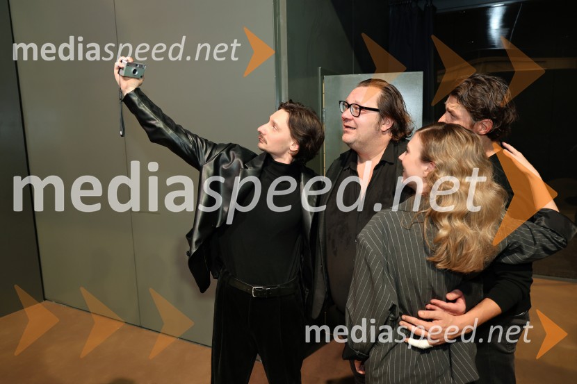 Pokojnik, premiera komedije v MGL Ljubljana