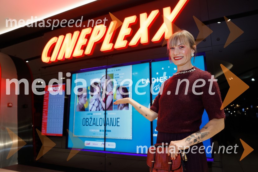  Ana Raščan, voditeljica in novinarkaLadies Night s filmom Obžalovanje