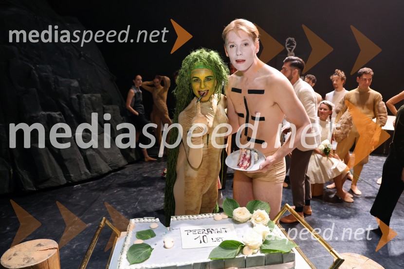  Tetiana Svetlična, baletna plesalka;  Sytze Jan Luske, baletni plesalecPeer Gynt, SNG Maribor, jubilejna uprizoritev